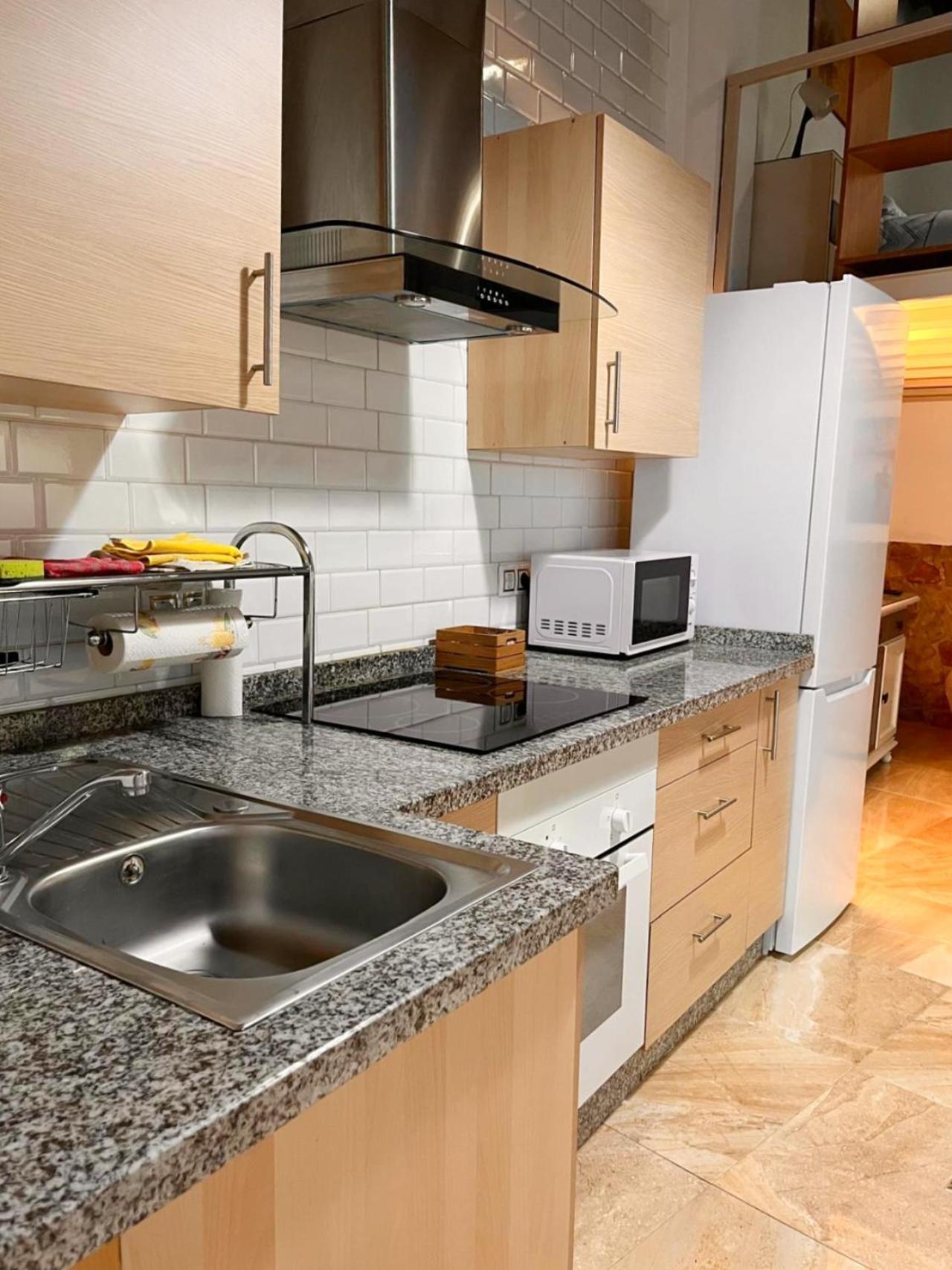 Inhome Central Studio Монтілья Екстер'єр фото